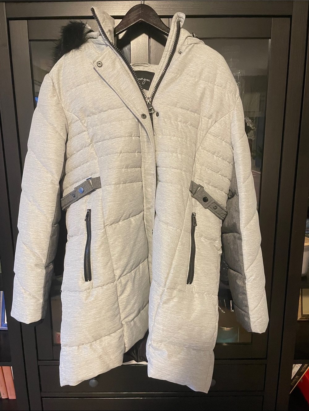 Light Gray Women's Quilted Puffer Coat with Hood